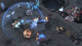 Screenshot på StarCraft II (2) Heart of the Swarm