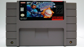 Screenshot på Ken Griffey JRs Winning Run (inkl.Skyddsbox & Amerikansk Version)