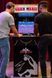 Screenshot på Arcade1Up NBA Jam Shaq XL Arcade Cabinet