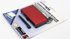 Screenshot på NDS Carrying Case/Stylus Keychain Red (Nytt)