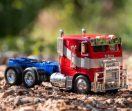 Screenshot på Jada Transformers T7 Die Cast Optimus Prime 1:32