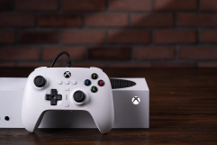 Screenshot på 8Bitdo Ultimate Wired Controller for Xbox White Hall Edition
