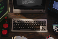 Screenshot på 8Bitdo Retro Mechanical Keyboard - C64 Edition (ANSI Layout)