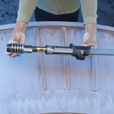 Screenshot på Star Wars Lightsaber Forge Mandalorian Darksaber Black Electronic Lightsaber