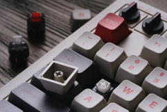 Screenshot på 8BitDo Retro Mechanical Keyboard - N Edition (Nordisk Layout)