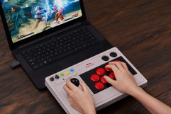 Screenshot på 8Bitdo Arcade Stick (inkl. Truxton Steamkod)